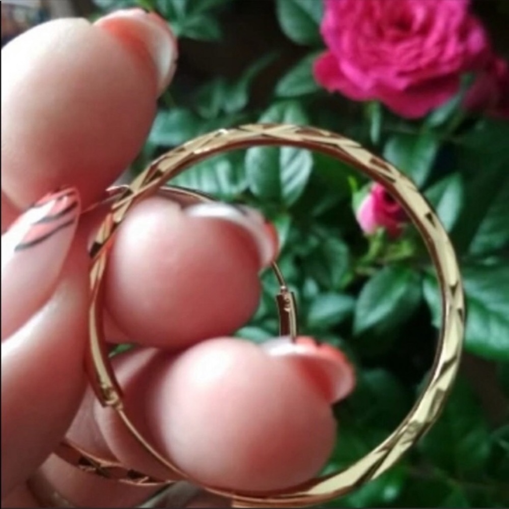 NEW 18K GOLD HOOP EARRINGS - Picture 7 of 9